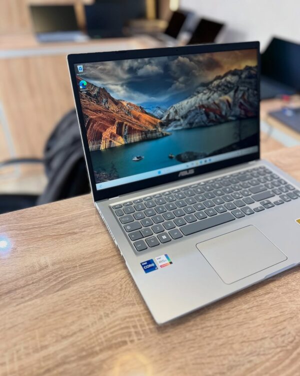 ASUS VIVOBOOK 15 - Image 5