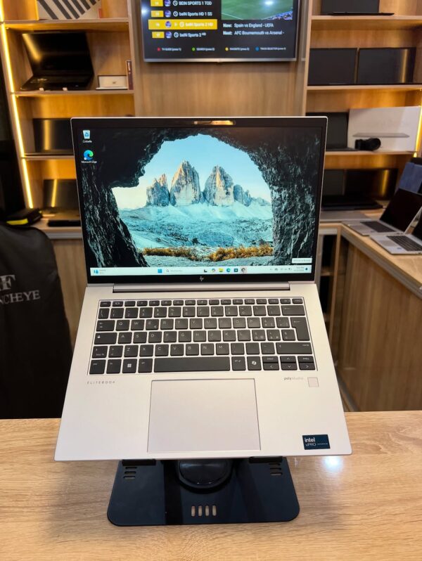 HP ELITEBOOK 840 G11