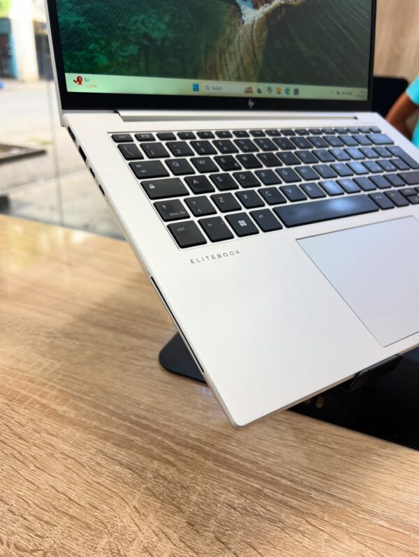 HP ELITEBOOK 840 G9 - Image 5
