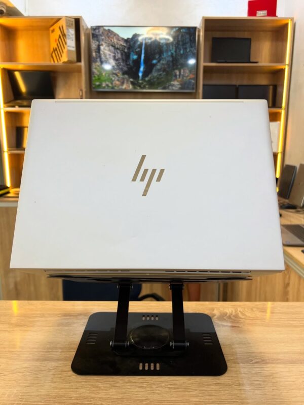 HP ELITEBOOK 840 G9 - Image 2
