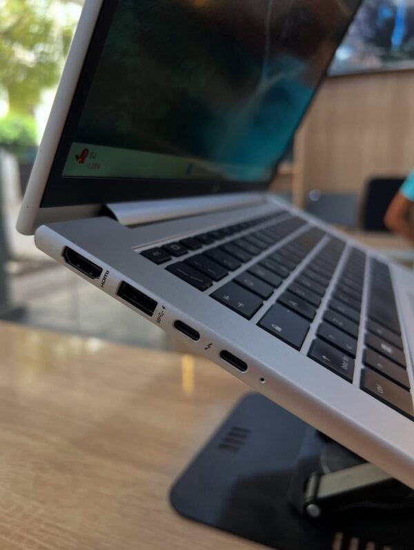 HP ELITEBOOK 840 G9 - Image 4