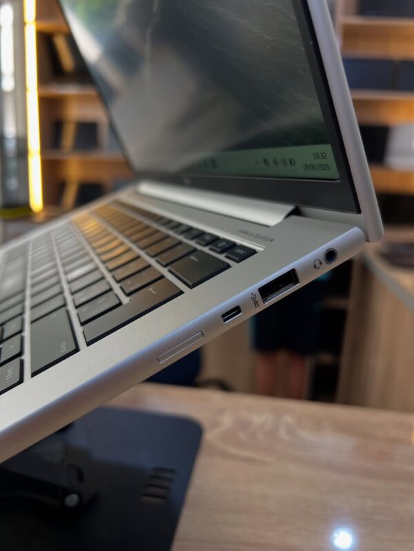 HP ELITEBOOK 840 G9 - Image 3