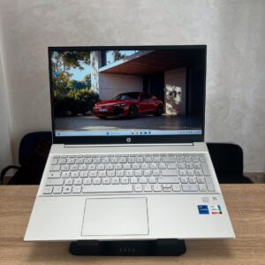 HP PAVILION 15