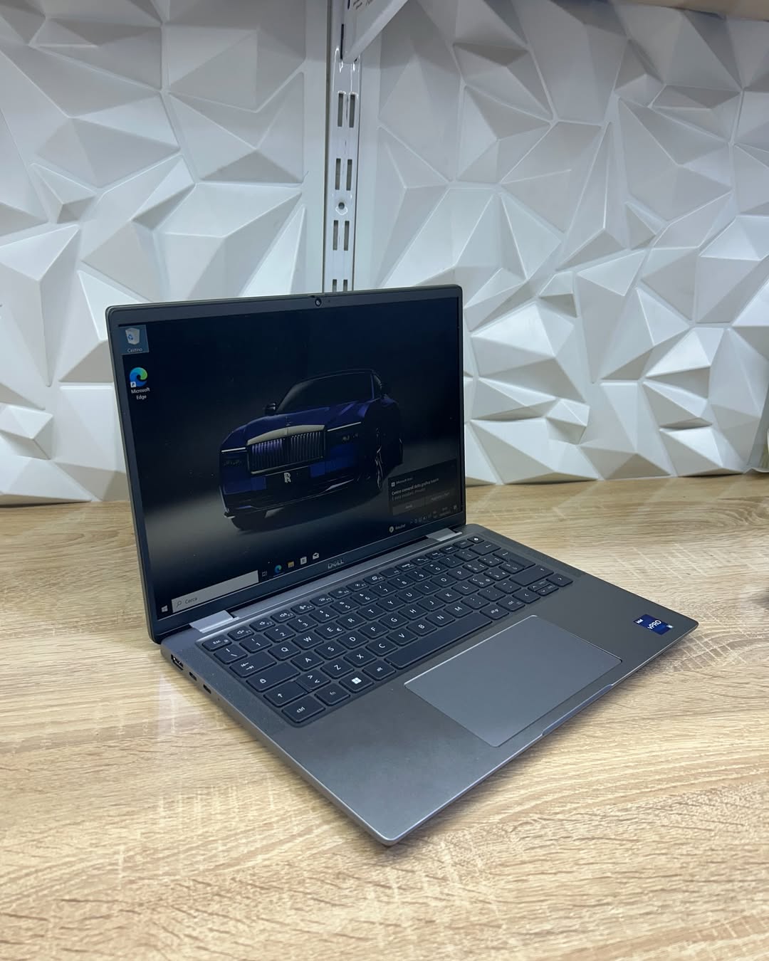 DELL latitude 7440 - Image 3