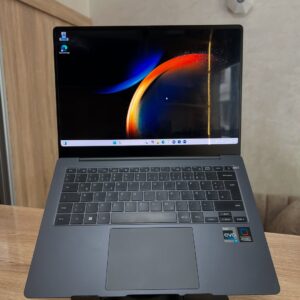 SAMSUNG GALAXY BOOK 3 Pro