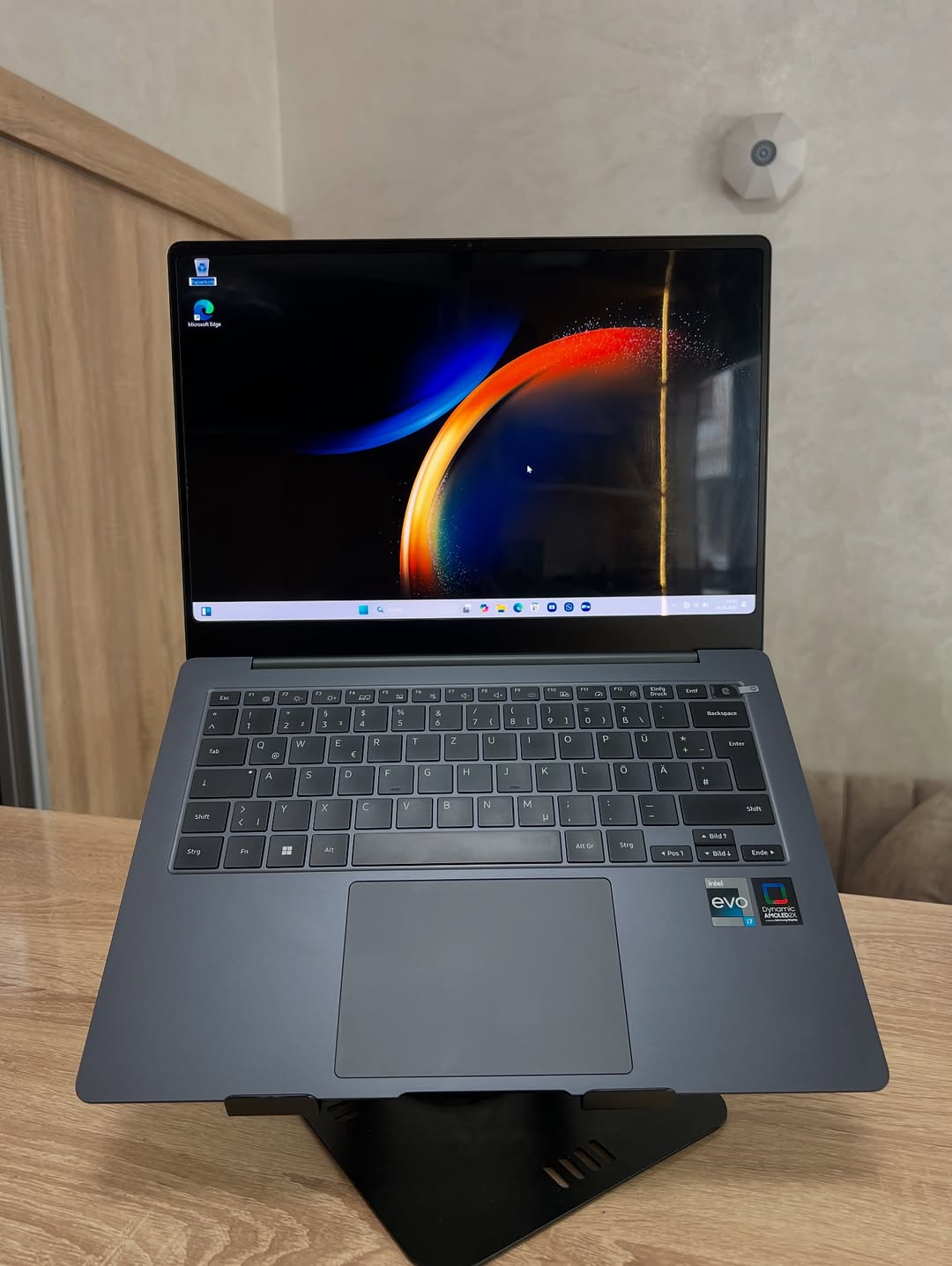 SAMSUNG GALAXY BOOK 3 Pro