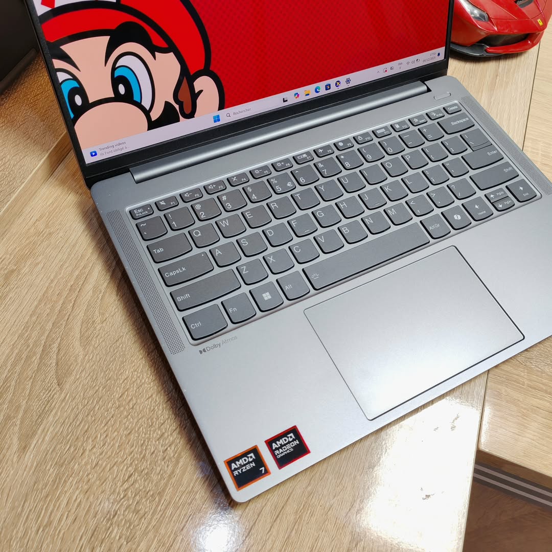 Lenovo Ideapad Pro - Image 3
