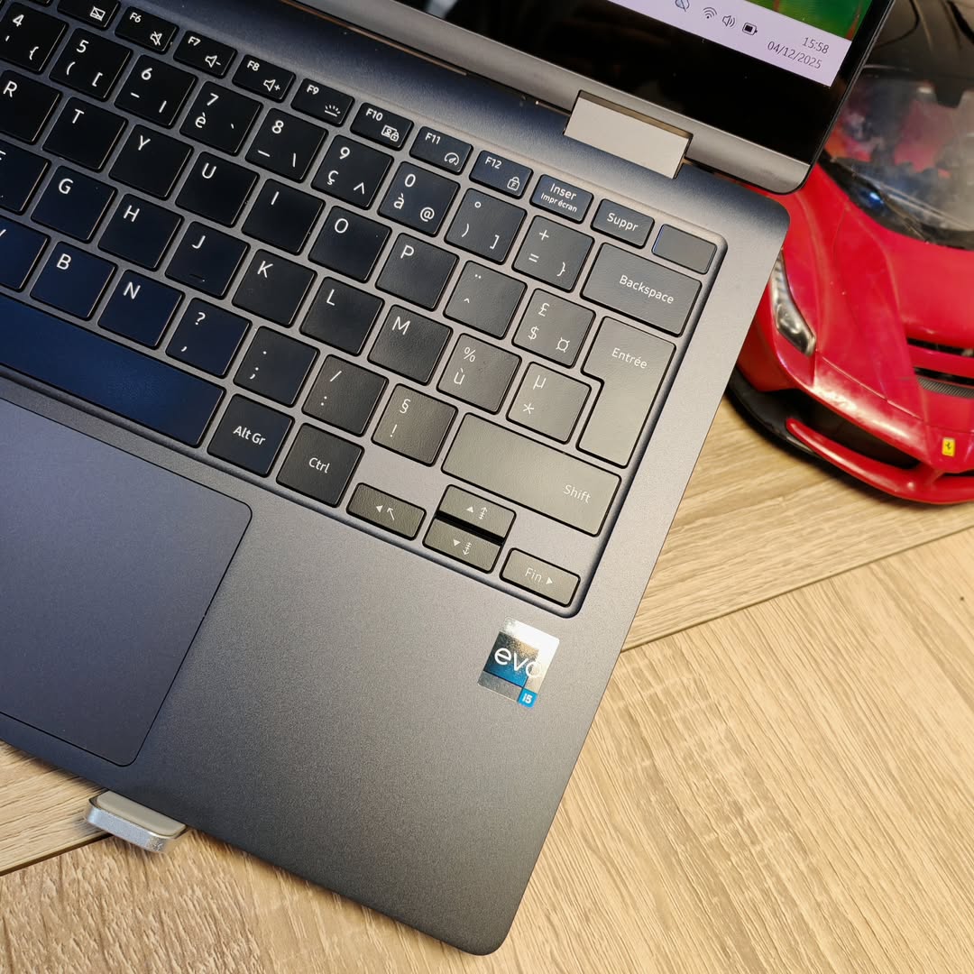 Samsung Galaxy Book 3 360 - Image 4