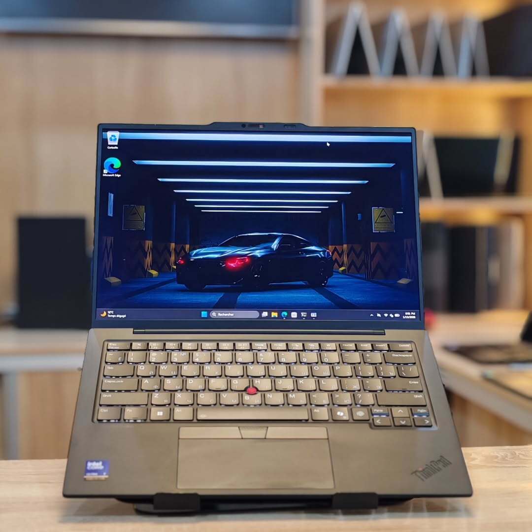 Lenovo X1 Carbon AURA EDITION Gen 13
