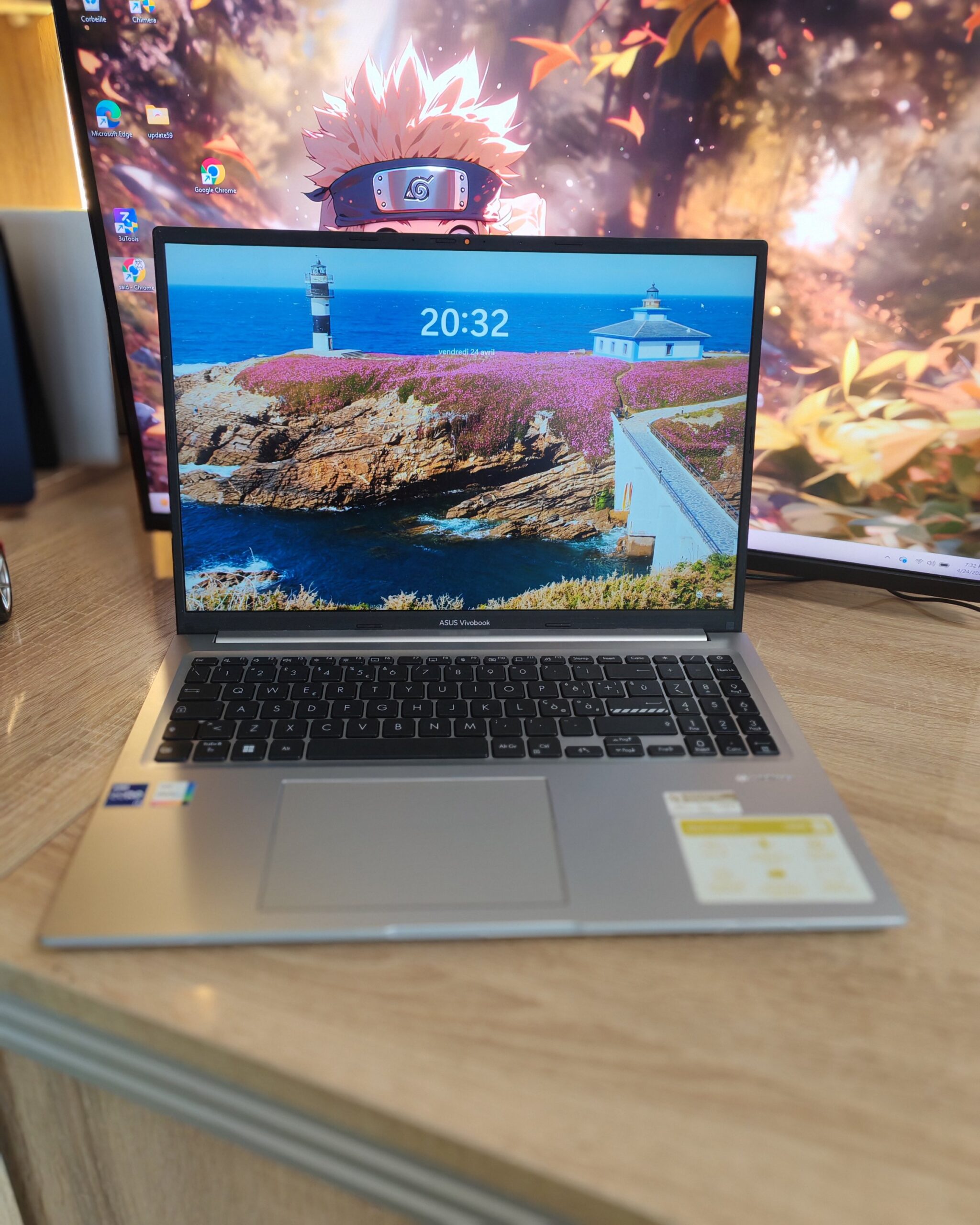 Asus Vivobook 16