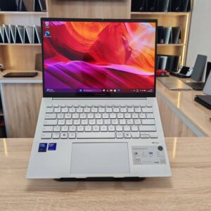 ASUS Zenbook 14