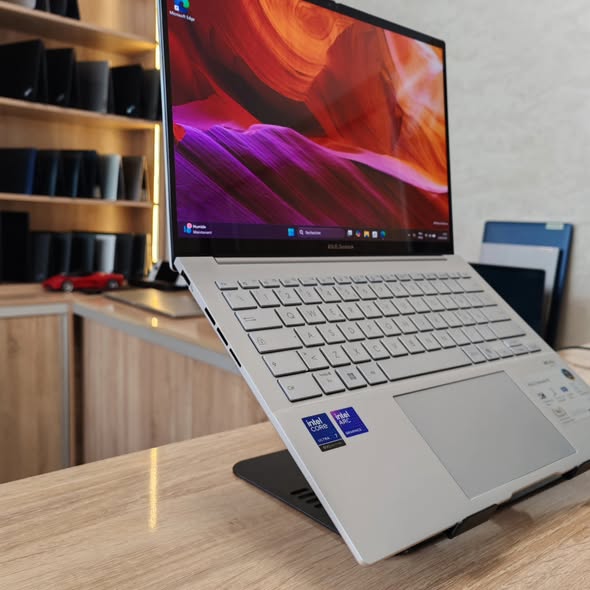 ASUS Zenbook 14 - Image 5