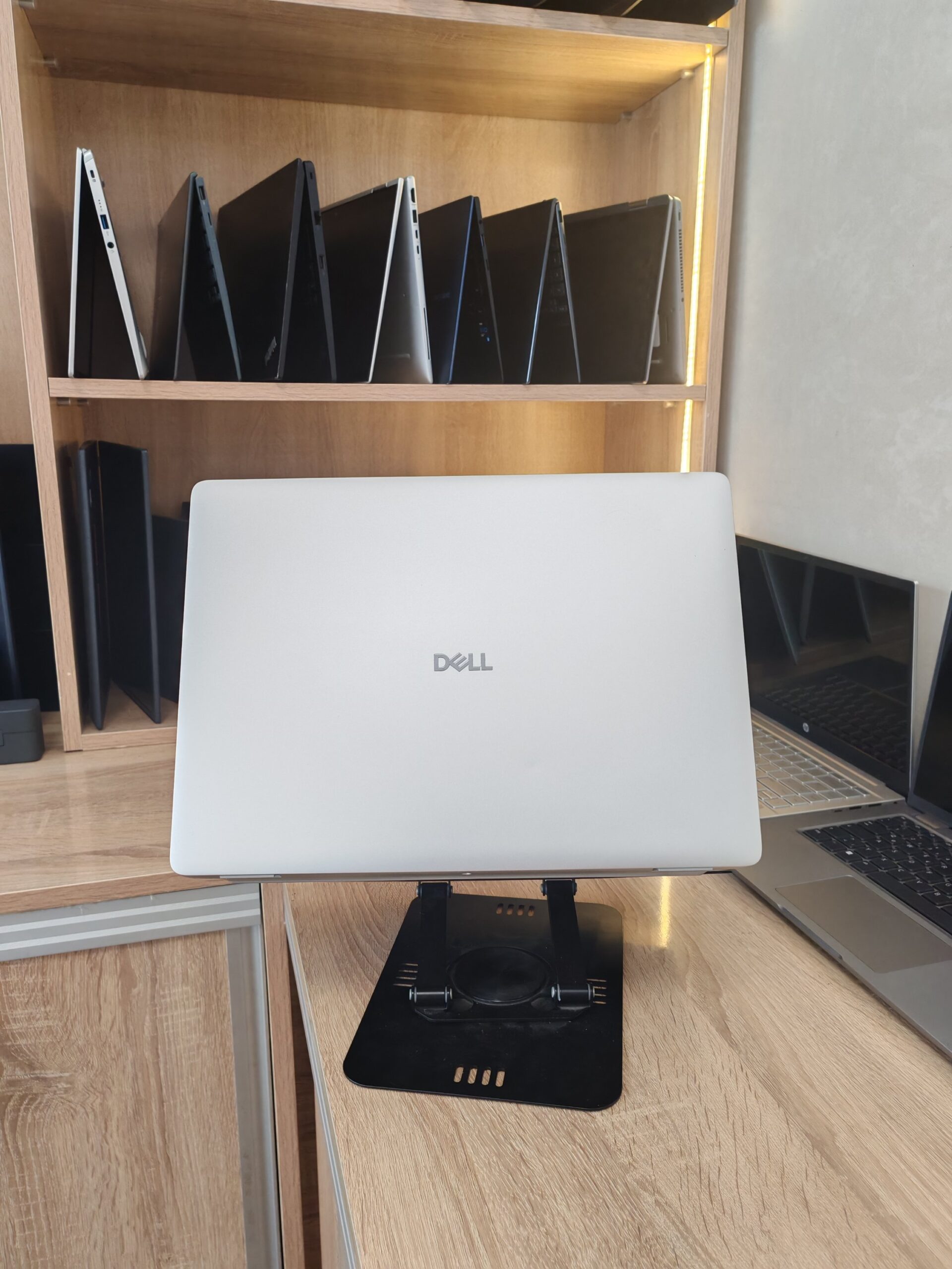 Dell pro 14 plus - Image 6